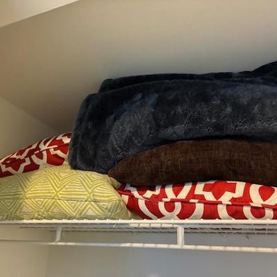 Sale Photo Thumbnail #136