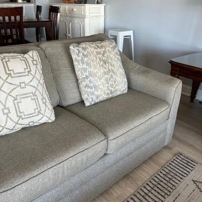 Sale Photo Thumbnail #61