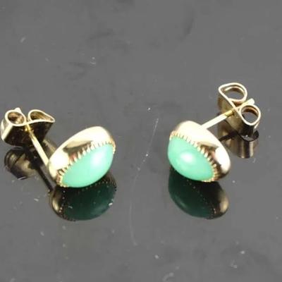 14k Yellow Gold Green Jadeite Earrings - Oval Cut (1.3g)