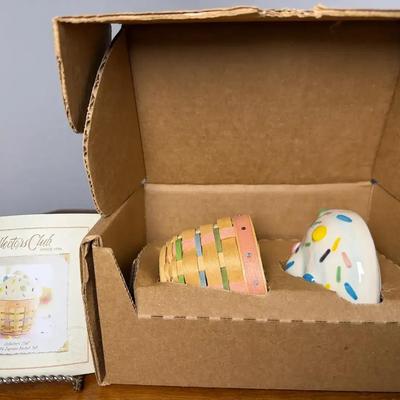 Longaberger 2006 Cupcake Basket NIB