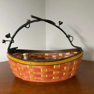 Longaberger Bittersweet Berry Basket