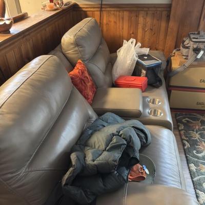 Sale Photo Thumbnail #20: Power recline love seat