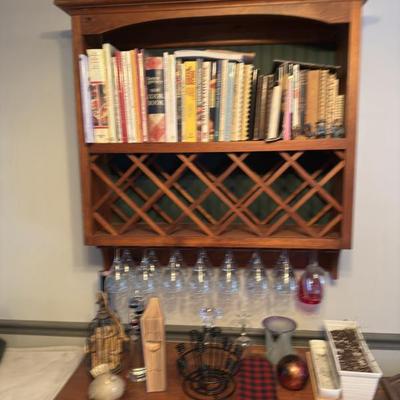 Sale Photo Thumbnail #5: Wine hutch