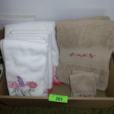 Sale Photo Thumbnail #126