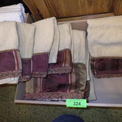 Sale Photo Thumbnail #214