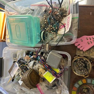 Sale Photo Thumbnail #128