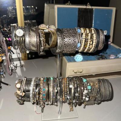 Sale Photo Thumbnail #82