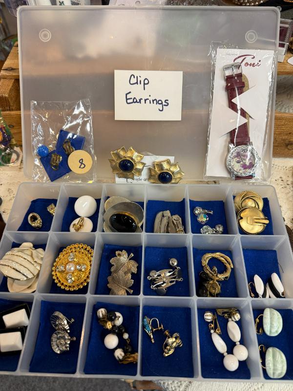 Sale Photo Thumbnail #15