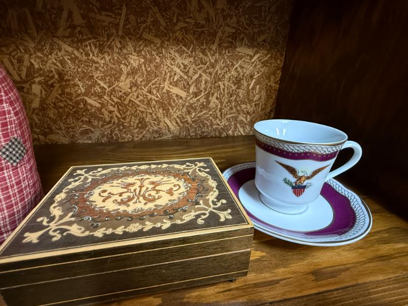 Sale Photo Thumbnail #20