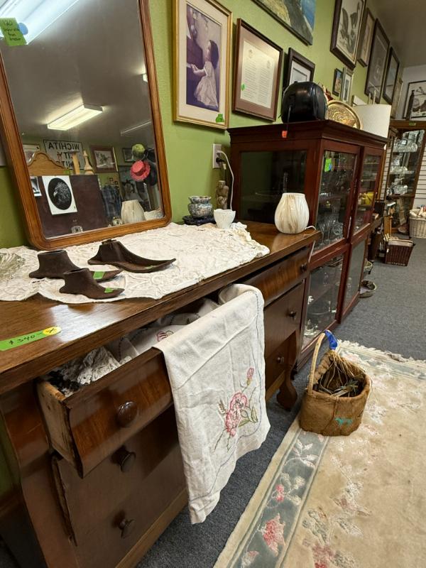 Sale Photo Thumbnail #17