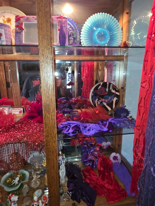 Sale Photo Thumbnail #33