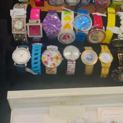 Sale Photo Thumbnail #15