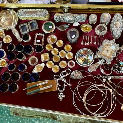 Sale Photo Thumbnail #268