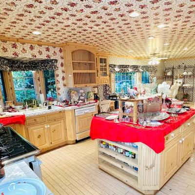 Sale Photo Thumbnail #102