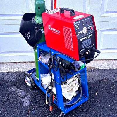 Giant Tech Weld & Cut Inverter Station On Wheels