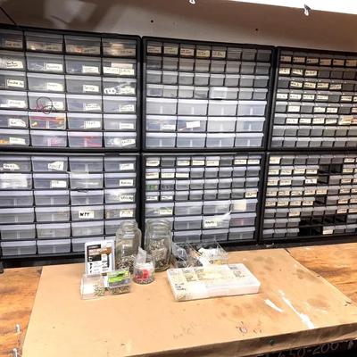 Akro Mils - Wall Of Hardware Caddies 