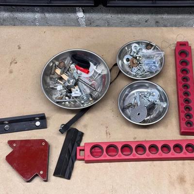 (3) Magnetic Bowls & Magnets More 