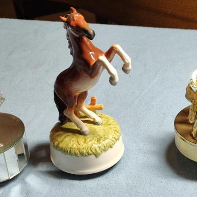 Sale Photo Thumbnail #423