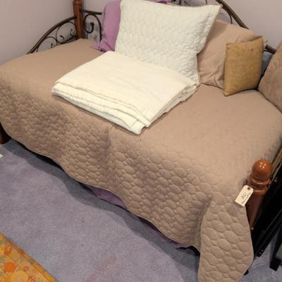 Sale Photo Thumbnail #315