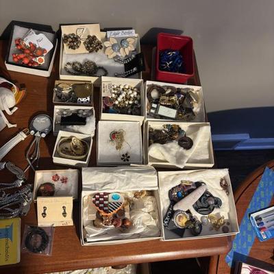 Sale Photo Thumbnail #2