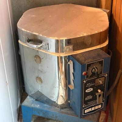 Cress Model K electric ceramic kiln