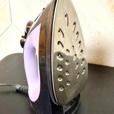 Sunbeam Steam Master Drip Free Iron