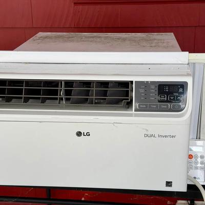 LG Dual Inverter Air Conditioner With Remote 