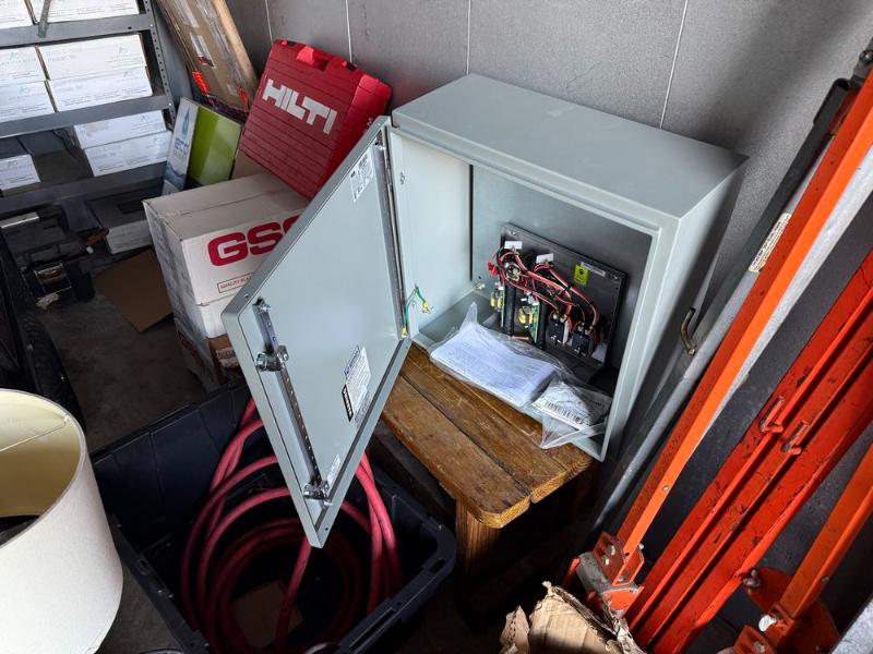 Sale Photo Thumbnail #24