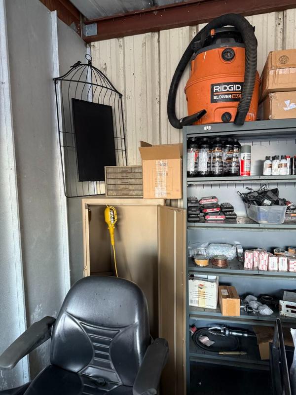 Sale Photo Thumbnail #8