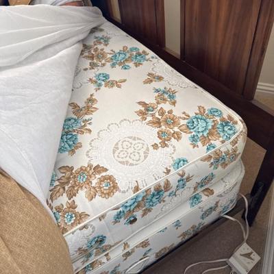 Sale Photo Thumbnail #362