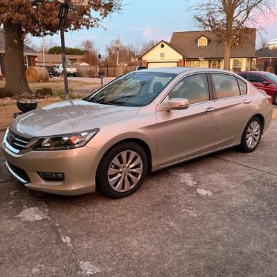 Sale Photo Thumbnail #1229: 2013 Honda Accord