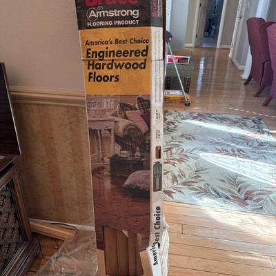 Sale Photo Thumbnail #855