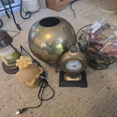 Sale Photo Thumbnail #539