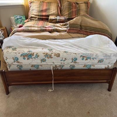 Sale Photo Thumbnail #363