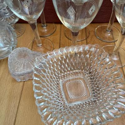 Sale Photo Thumbnail #812