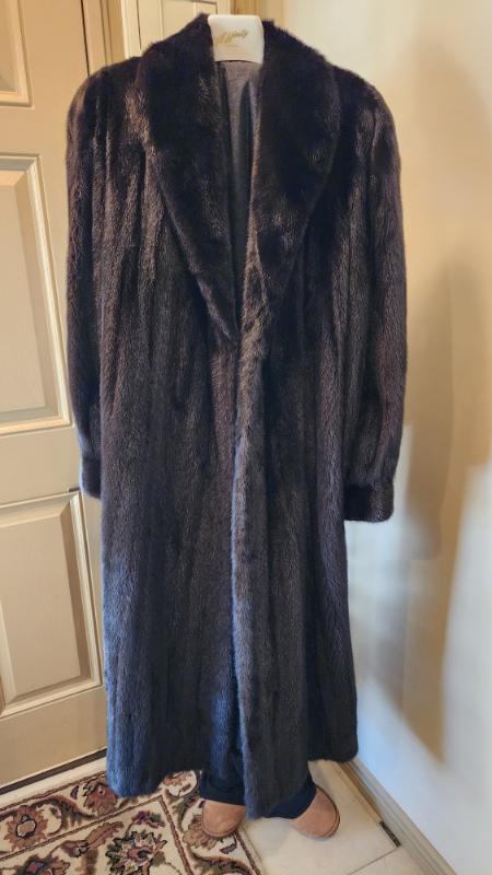 Sale Photo Thumbnail #110