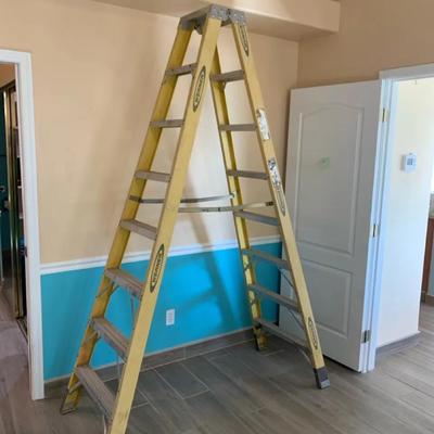 Werner 8FT Fiberglass Ladder Model 7208