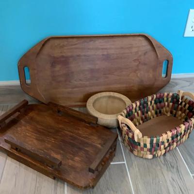 Lot Of Misc Kitchen Decor 2 Trays , 1 Basket , 1 Bowl
