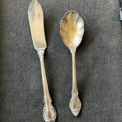 Silverplate Cutlery Set