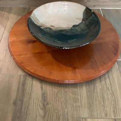 Lazy Susan With Big Pottery Fruit Bowl 
