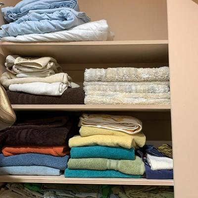 Towels And Bedsheets ￼