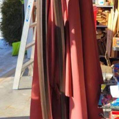 Sale Photo Thumbnail #293: Cantilever Umbrella 