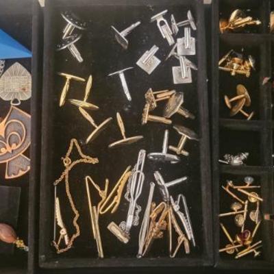 Sale Photo Thumbnail #251: Vintage tie clips and cuff links