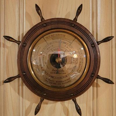 Sale Photo Thumbnail #192: Barometer