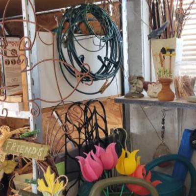 Sale Photo Thumbnail #332: Garden Decor 