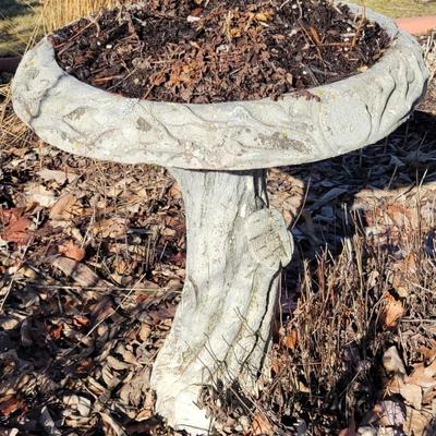 Sale Photo Thumbnail #380: Bird Bath 
