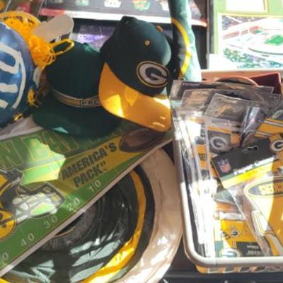 Sale Photo Thumbnail #303: More Packers