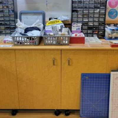 Sale Photo Thumbnail #158: DualMate Plus IV Sewing/ Crafting Table