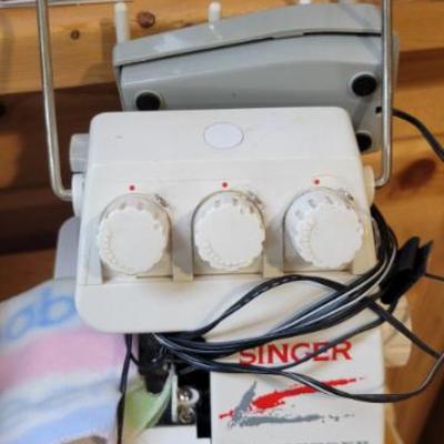 Sale Photo Thumbnail #166: Singer Tiny Serger