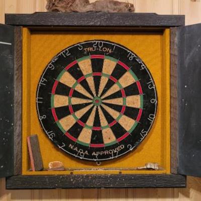Sale Photo Thumbnail #101: Dart Board